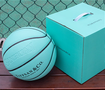 Bola Tiffany & Co. x Spalding Basketball - Express