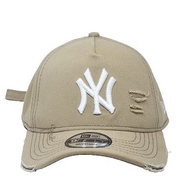 Boné New Era 940 New York Yankees Marrom