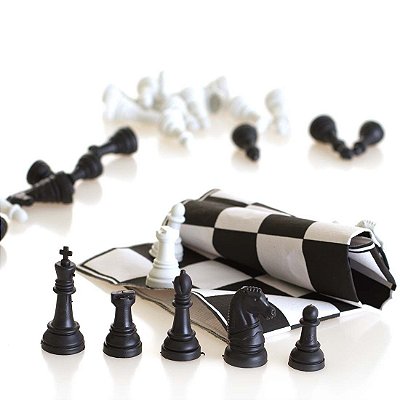 Jogo de Xadrez Portátil AX Esportes com Tabuleiro em Bagum 30x30cm - PGE