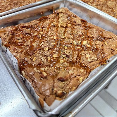 CAIXA BROWNIE CARAMELO SALGADO