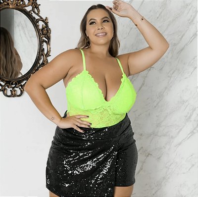 Cropped Plus Size Renda