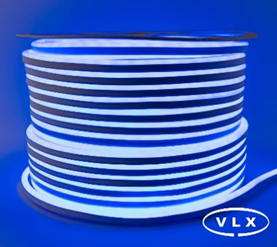 FITA DE LED NEON SILICONADA 110V AZUL 3528 60LED + IP67 + 100M (TOMADA)