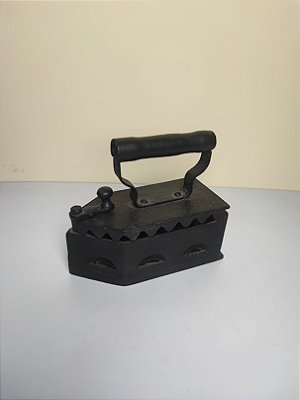 Ferro De Passar À Brasa Artesanal Ferro Fundido Antigo Original