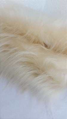 Pelúcia pelo alto Bege
