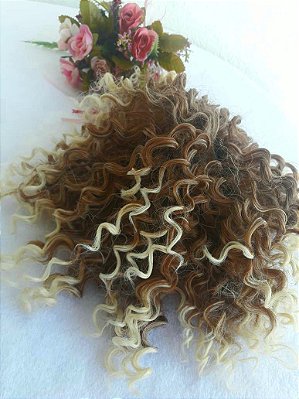 Cabelo Peruquinha Coque Curto Cacheado Loiro