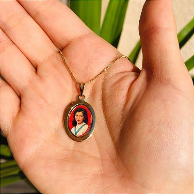 Colar com Medalha Oval da Beata Laura Vicunã