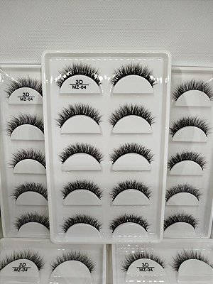 CARTELA COM 5 PARES DE CÍLIOS POSTIÇOS 3D MZ04