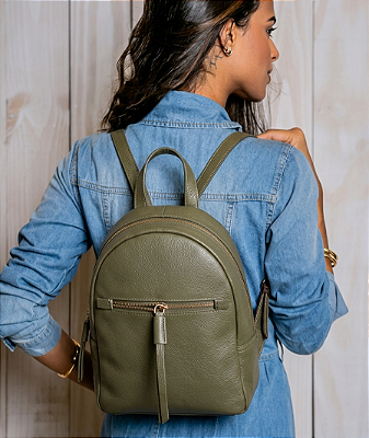 BOLSA MOCHILA OLIVA EM COURO