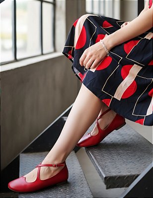 SAPATO ESTILO SAPATILHA RECORTE EM FORMATO CORAÇÃO