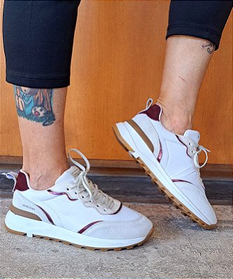 TÊNIS  RETRÔ COURO E NYLON COM DETALHES EM CAMURÇA