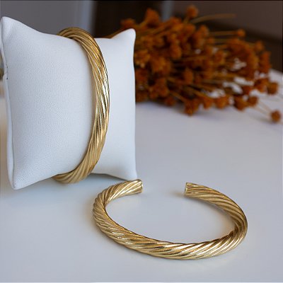 Bracelete torcido orgânico