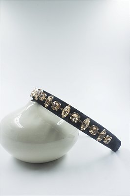 Tiara Priny Bordada Pedraria