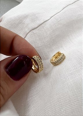 Brinco de argola Mini com zircônias Crown  - Banhado a Ouro