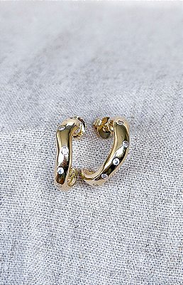 Argola Orgânica Cravejada - Banhada a Ouro