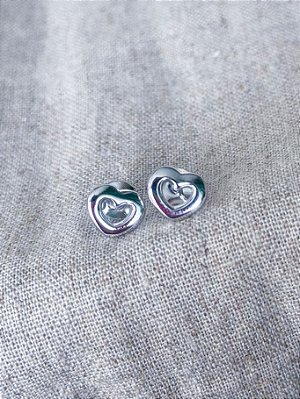 Brinco Mini Heart - Banhado a Ródio