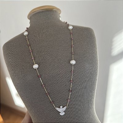 Colar Turmalinas Rosa, pérola batata e Espírito Santo de madrepérola