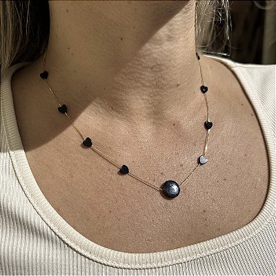 Colar corações de Ágata negra e pérola moeda negra