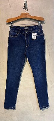 $77,90 UNIT / SKINNY MRS DESTROYED/PLUS / GRADE: 40/1 42/2 44/2 46/2 48/2 50/1 52/1= 11 PEÇAS