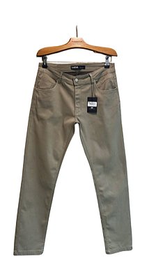 $74,90 UNIT / CALÇA MASCULINA COLOR MOD. SLIM/ CAQUI / GRADE: 40/1 42/2 44/2 46/2 48/1=8 PEÇAS