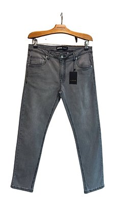 $74,90 UNIT /  CALÇA MACULINA GRAY SLIM / GRADE: 40/1 42/3 44/2 46/2 48/1= 9 PEÇAS