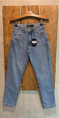 $69,90 UNIT/CALÇA MOM COM STRETCH /LAVAGEM CLEAR/GRADE:36/1 38/3 40/2 42/2 44/2 46/1=11 PEÇAS