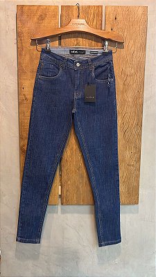 69,90 UNIT/CIGARRETE MARCELA /LAVAGEM STONE /GRADE:36/1 38/2 40/2 42/2 44/2 46/2=11 PEÇAS