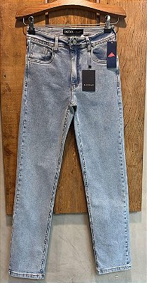 $69,90 UNIT /CALÇA RETA COM STRETCH /LAVAGEM MEDIA/GRADE:36/1 38/2 40/3 42/2 44/2 46/1=11 PEÇAS