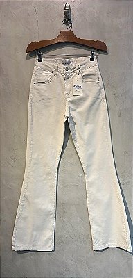 $79,90 UNIT / CALÇA BOOTCUT COLOR / BEGE / GRADE: 36/1 38/3 40/2 42/2 44/1 = 9 PEÇAS