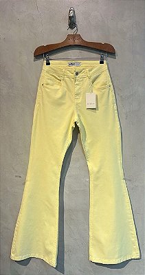 $79,90 UNIT /CALÇA FLARE COLOR AMARELO /GRADE:36/1 38/2 40/2 42/1 44/1 = 7 PEÇAS