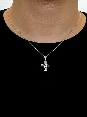 Corrente Elo Cadeado 50cm 1,2mm + Pingente Cruz Cravejada e Vazada (15X21mm) Banhado A Ouro Branco COR013-PIN016