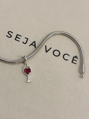 Berloque Taça de Vinho com Amor