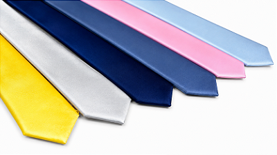 Gravatas Lisas Premium T&C – Elegância Minimalista e Sofisticação Executiva