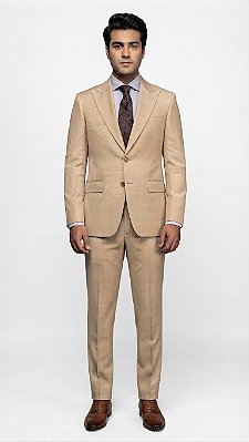 Costume Masculino Bege em Poliviscose com Lapela Peak e Calça com Cintura Expansível