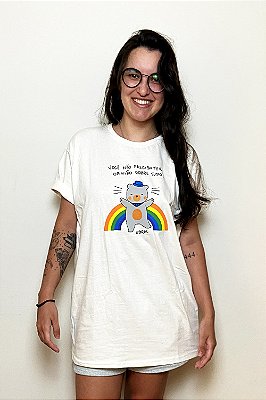 Camiseta Opinião Sobre Tudo - Off White