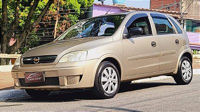Corsa Hatch 1.4 maxx