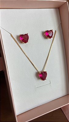 CONJUNTO CORAÇÃO CEREJA NO BANHO OURO18K