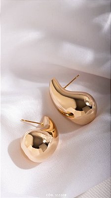 Brinco gota cheia no banho ouro18k