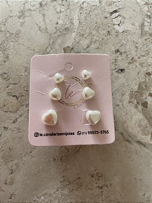Brinco trio corações de pérola no banho ouro18k