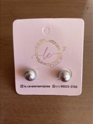 Brinco esfera fosca no ródio branco