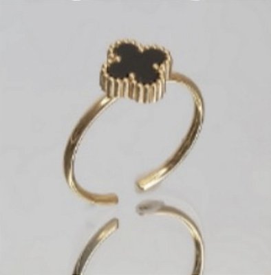 Anel trevo preto inspiração joalheria Van Cleef no banho ouro18k com Ultra Ion