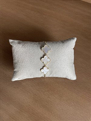 Pulseira três trevos madrepérola inspiração Van Cleef no banho ouro18k