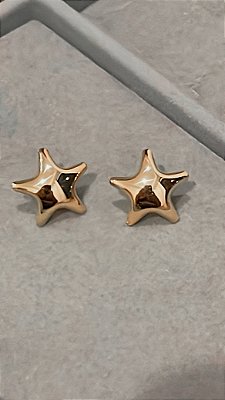 Brinco estrela no banho ouro18k