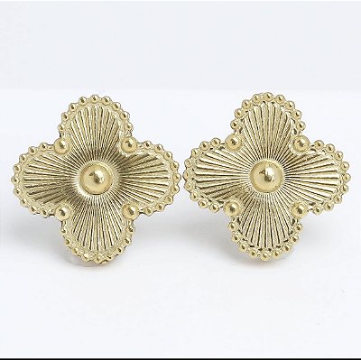 Brinco trevo único banho ouro18k á prova d’água