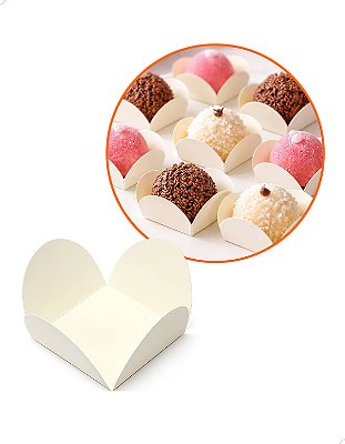 Forminhas De Doces Brigadeiros Casamento Aniversário Kit 100 Caixeta Champanhe 4 Pétalas Cod.FPCHAMP