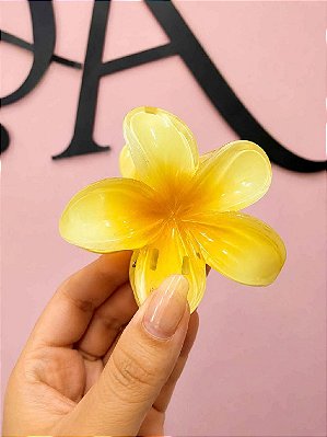 Presilha Tropical Flor Grande Amarela Cintilante