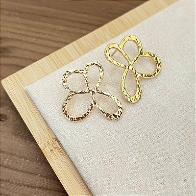 Brinco Flor Dourado
