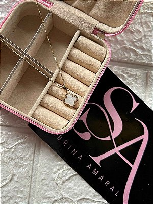 Colar Dourado Cravejado