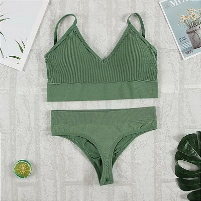 Conjunto Canelado Confort Top com bojo calcinha fio Verde Militar