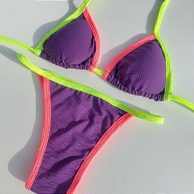 Conjunto Biquíni Tricolor Texturizado de amarrar