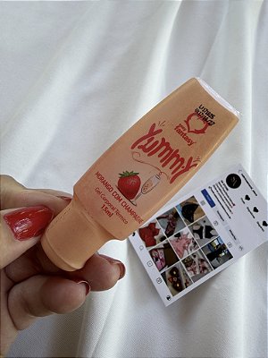 Bisnaga Yummy Morango com Champagne Térmico Beijável 15ml